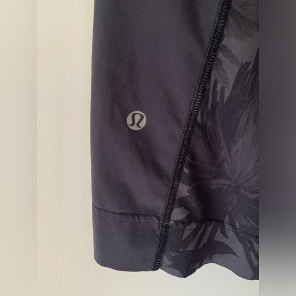 LULULEMON Pace Breaker Shorts Floral Limited Edition *Linerless - Picture 3 of 6